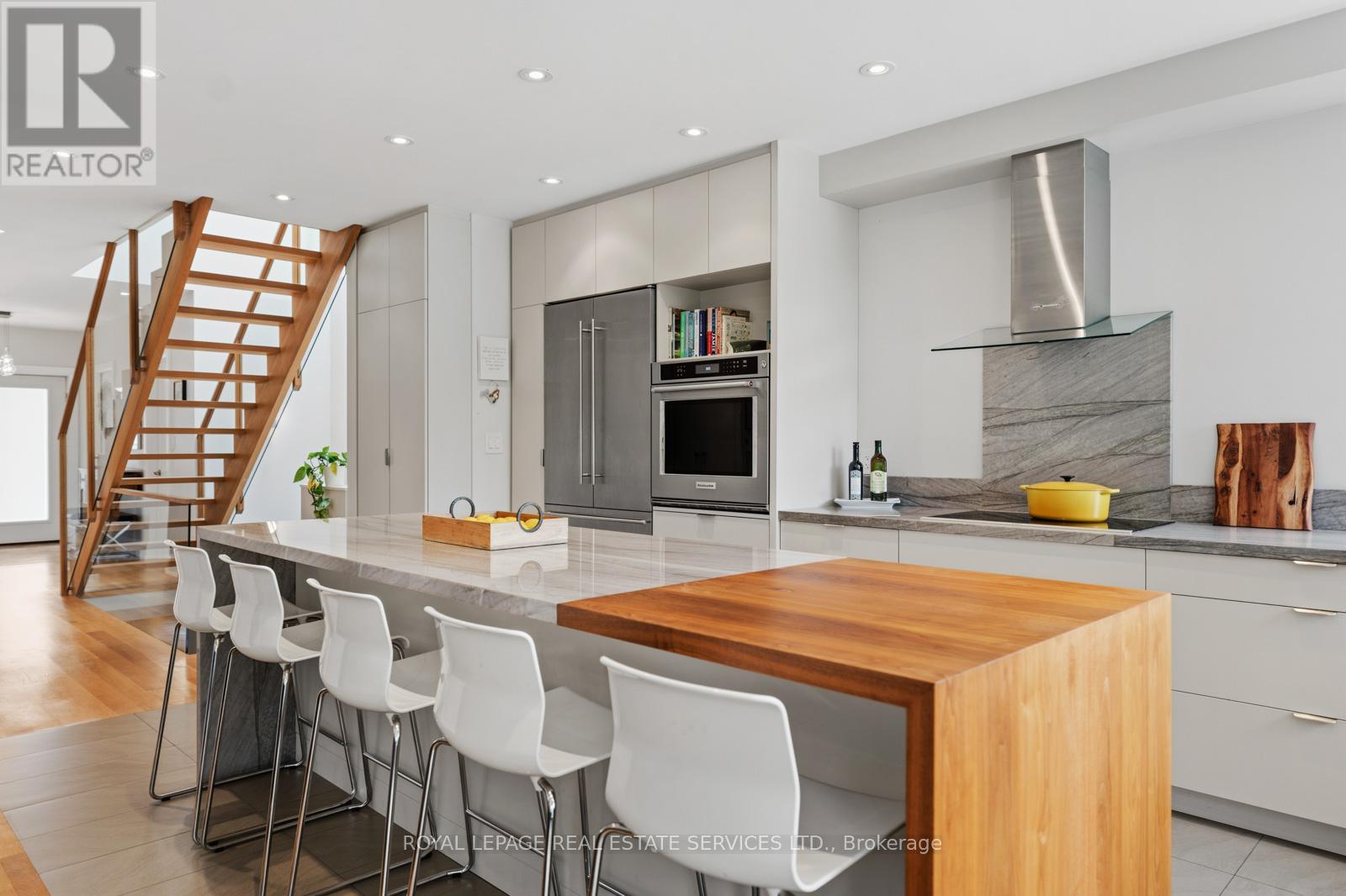 8 FIRWOOD CRESCENT - Image 10