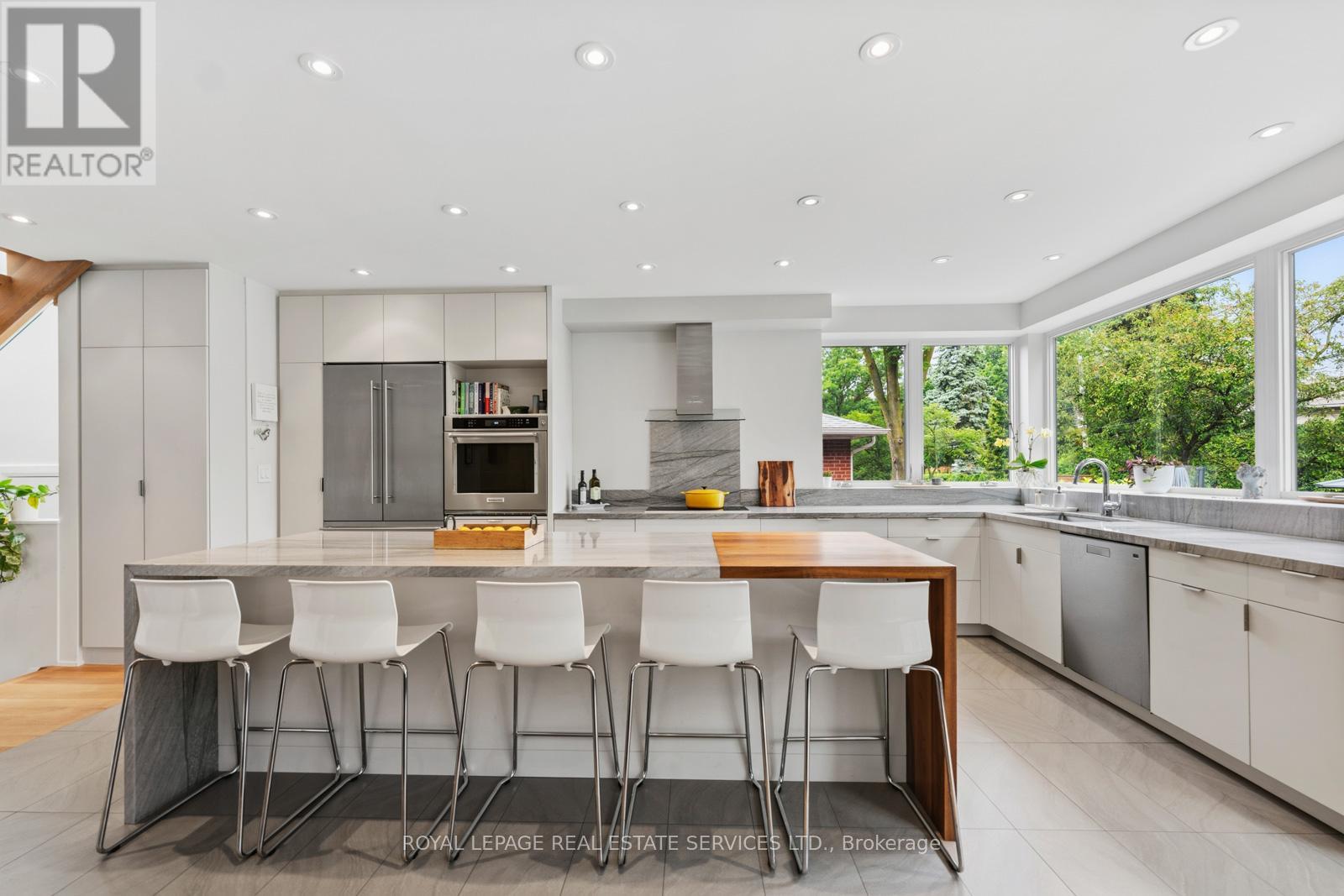 8 FIRWOOD CRESCENT - Image 11