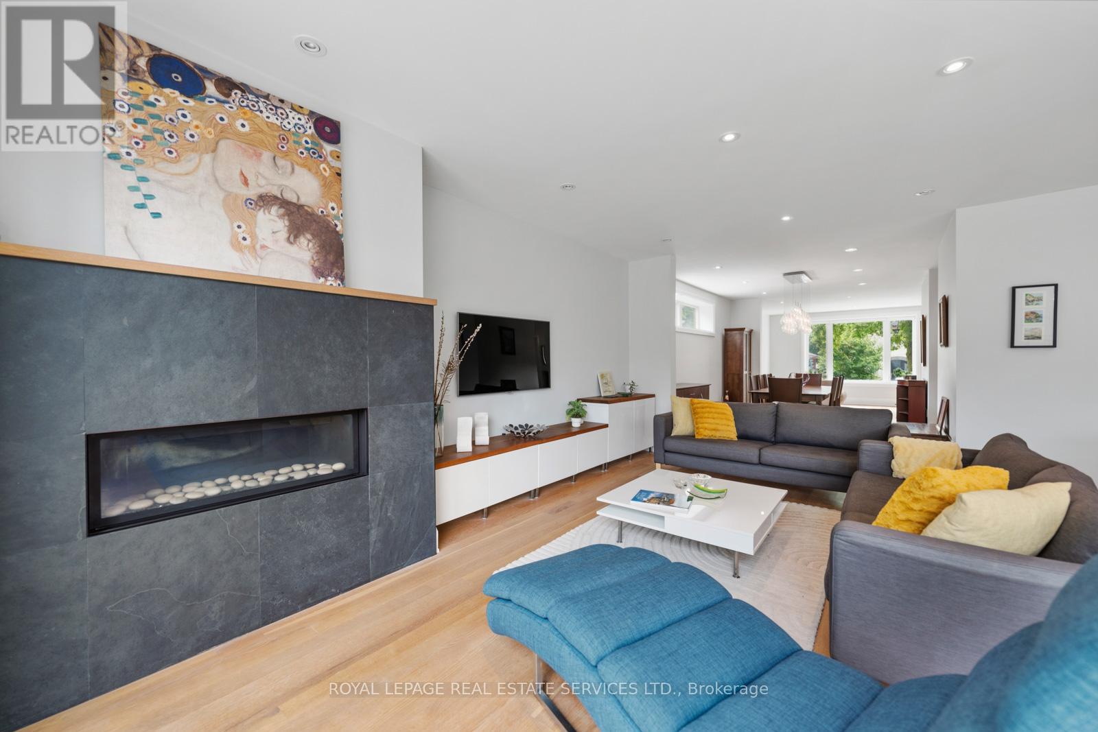 8 FIRWOOD CRESCENT - Image 12