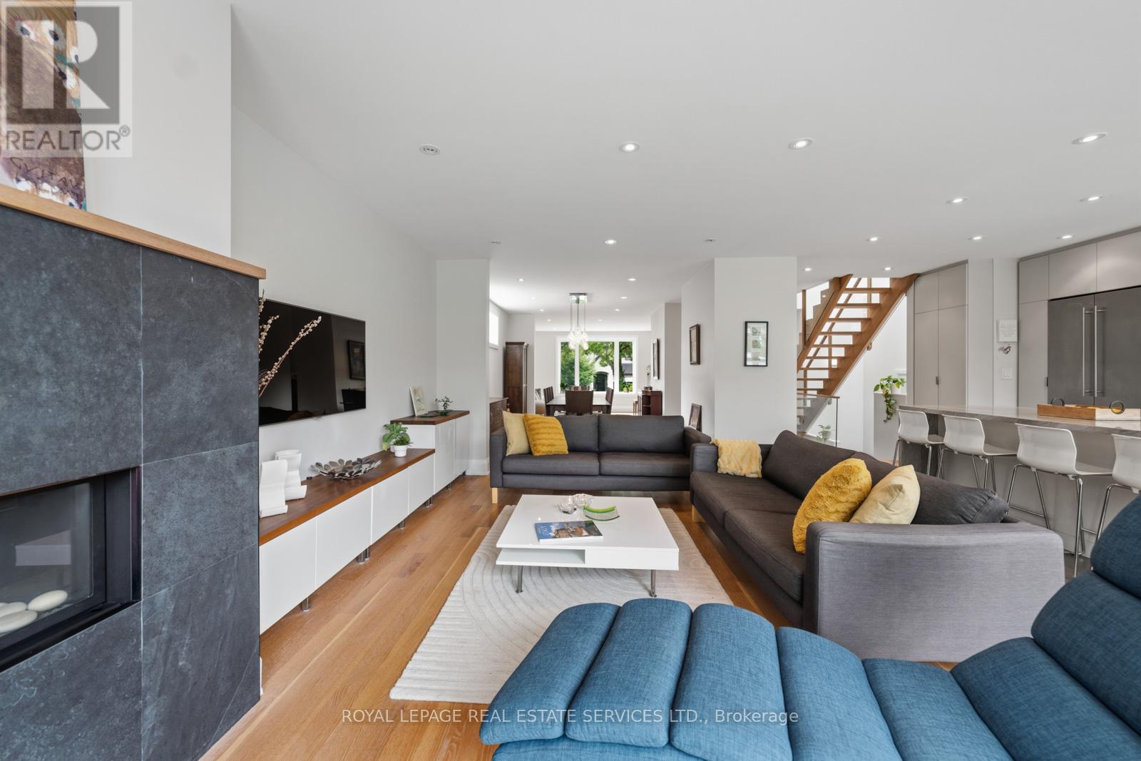 8 FIRWOOD CRESCENT - Image 14