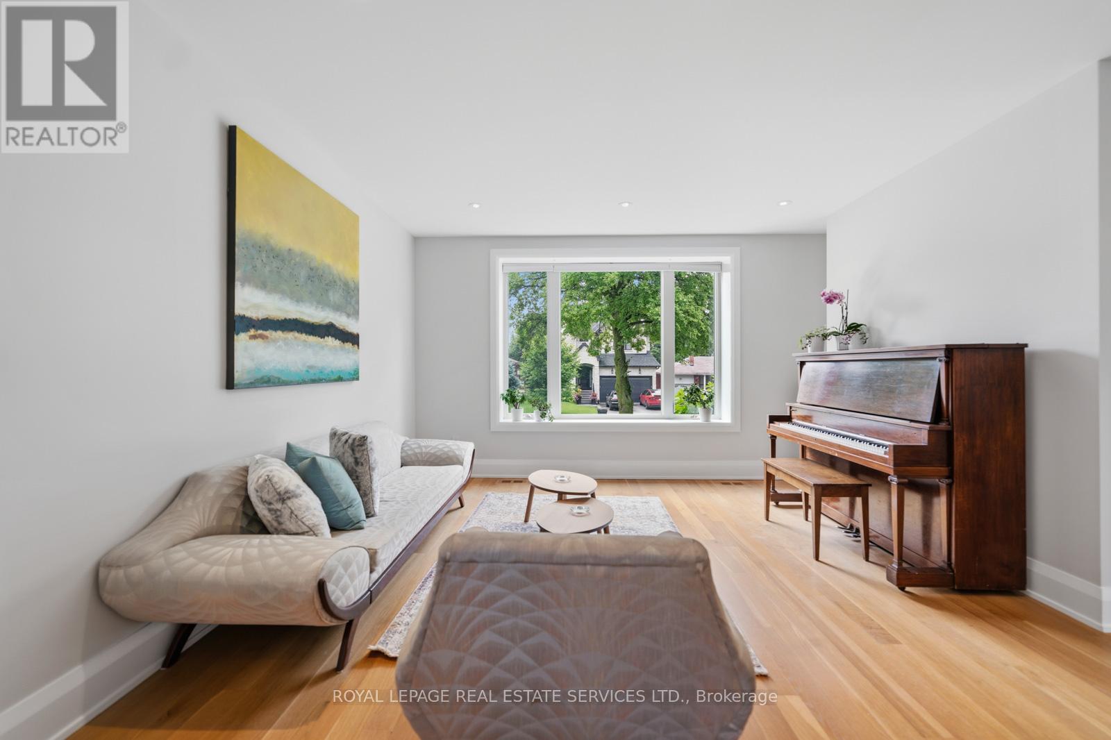 8 FIRWOOD CRESCENT - Image 21