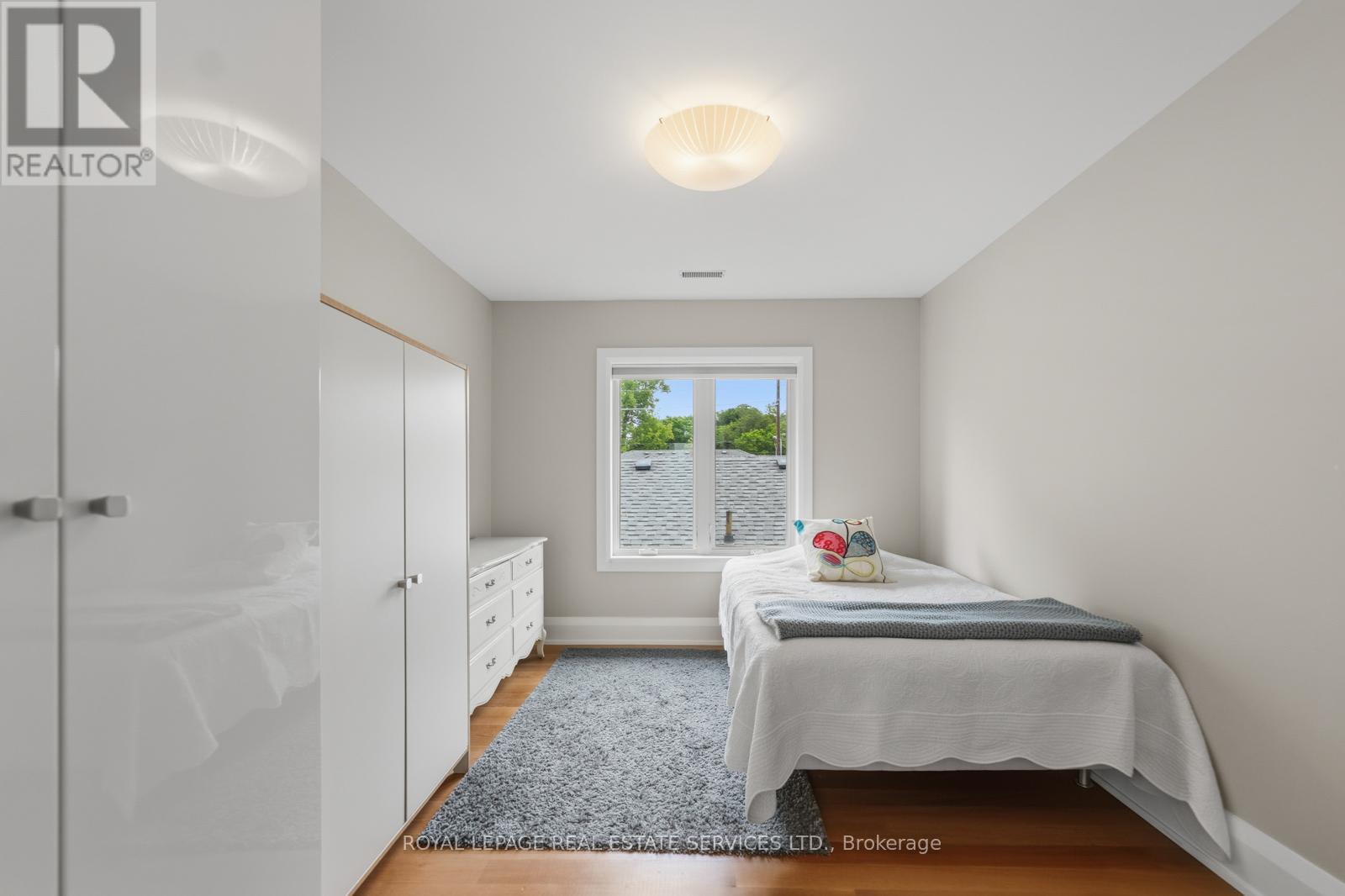 8 FIRWOOD CRESCENT - Image 29