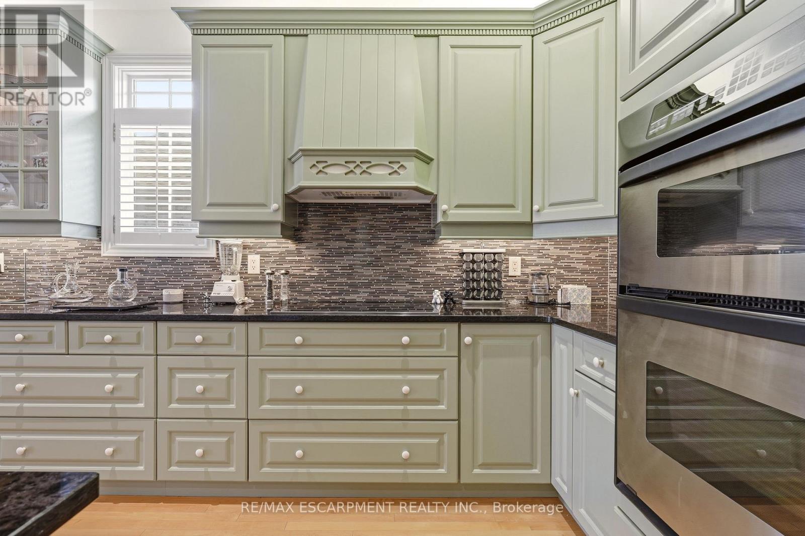4172 STONEBRIDGE CRESCENT - 12