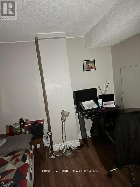 62 WOODSIDE COURT - 6
