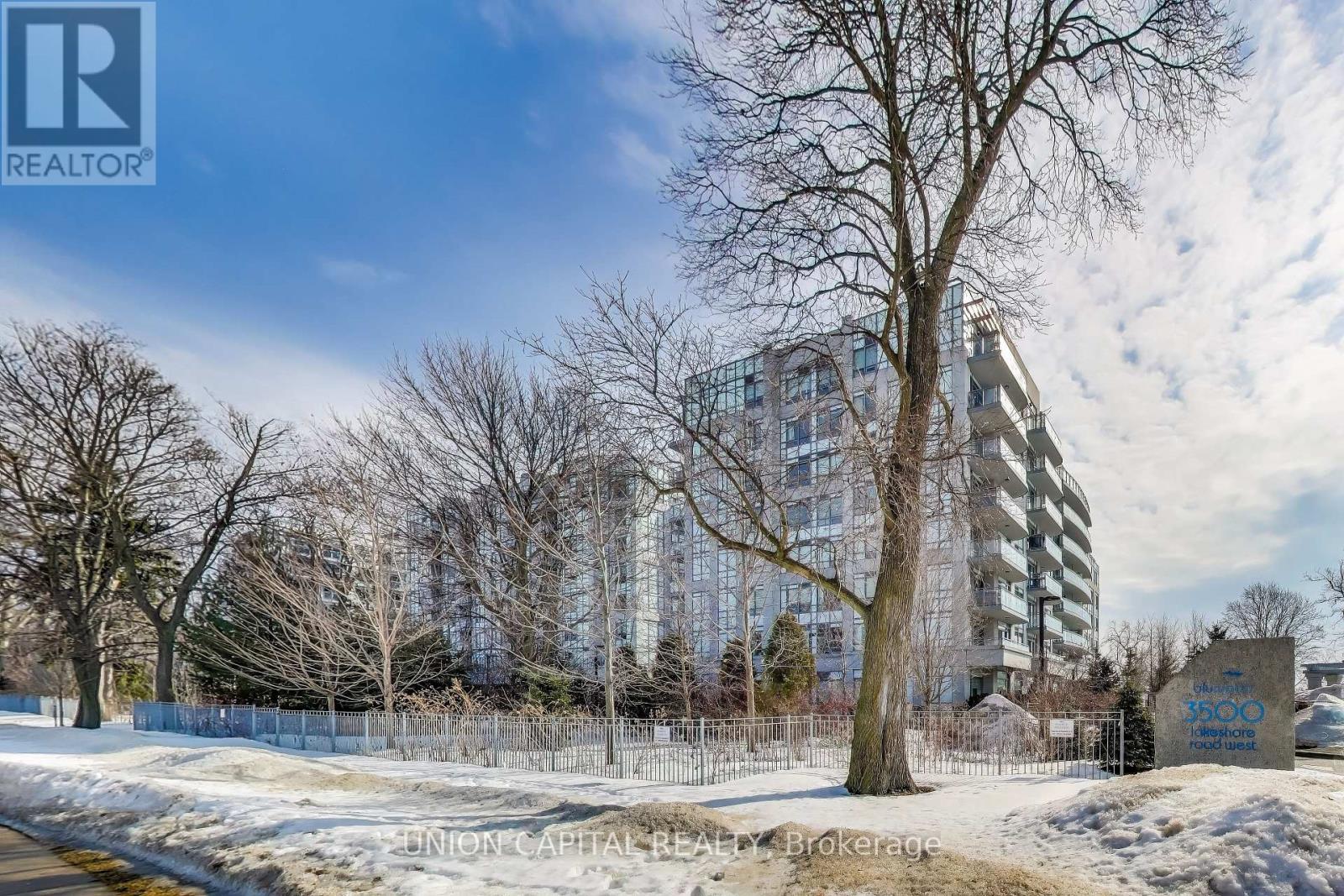 #525 3500 LAKESHORE ROAD W - 4