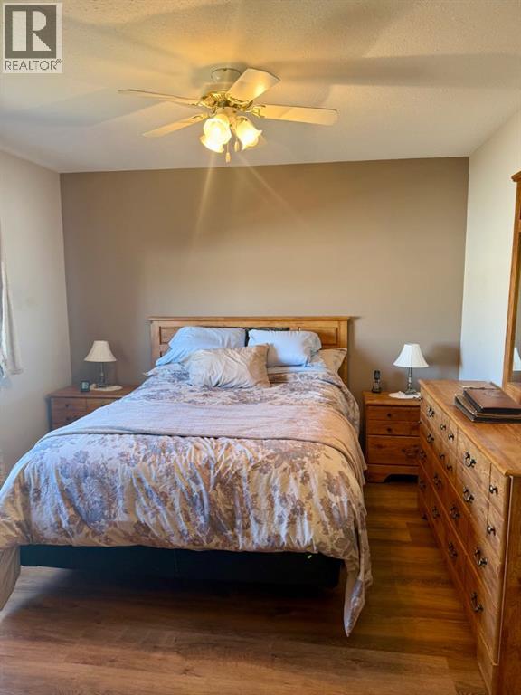 12 Clearwater Crescent - 12