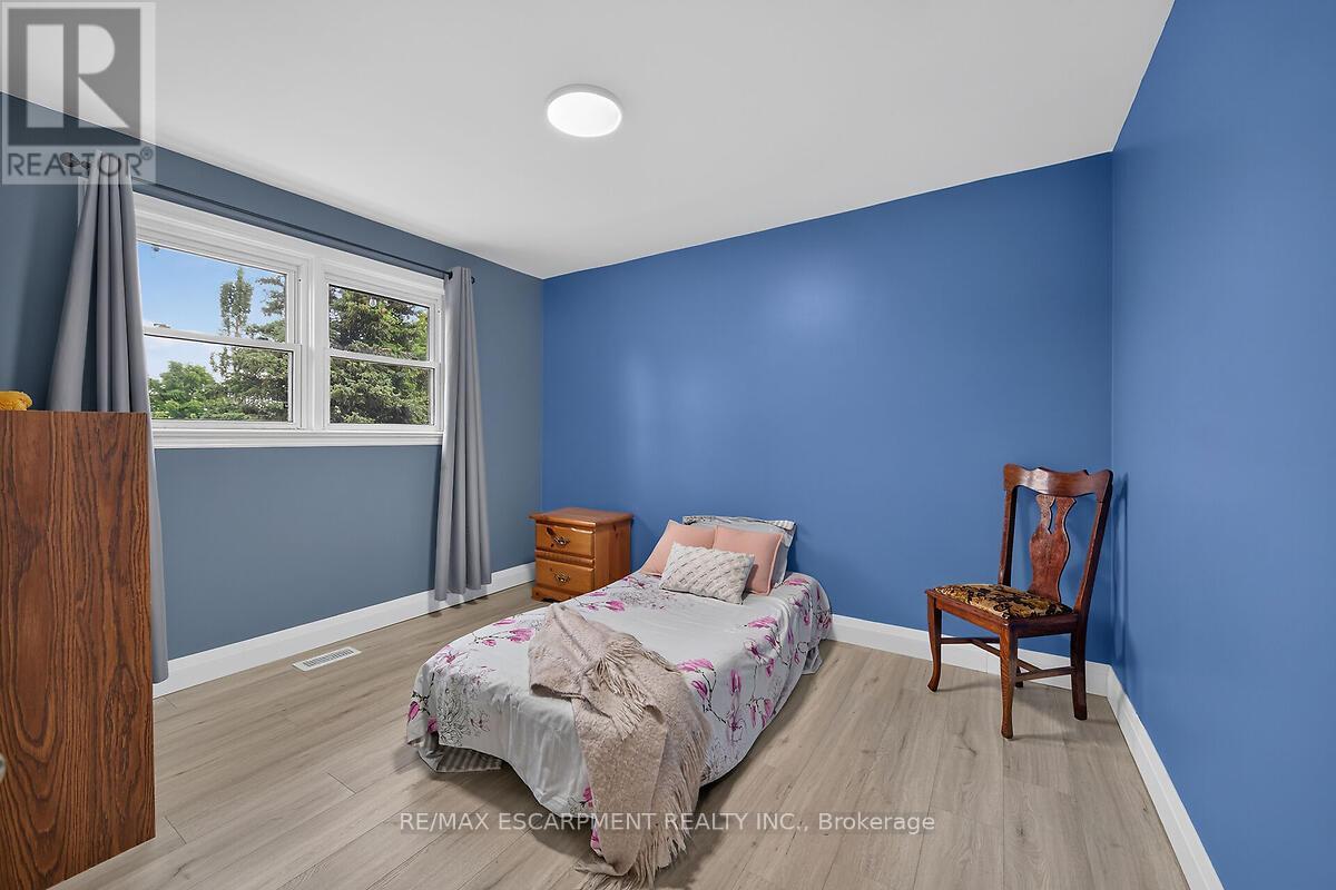 7344 DICKENSON ROAD E - 22