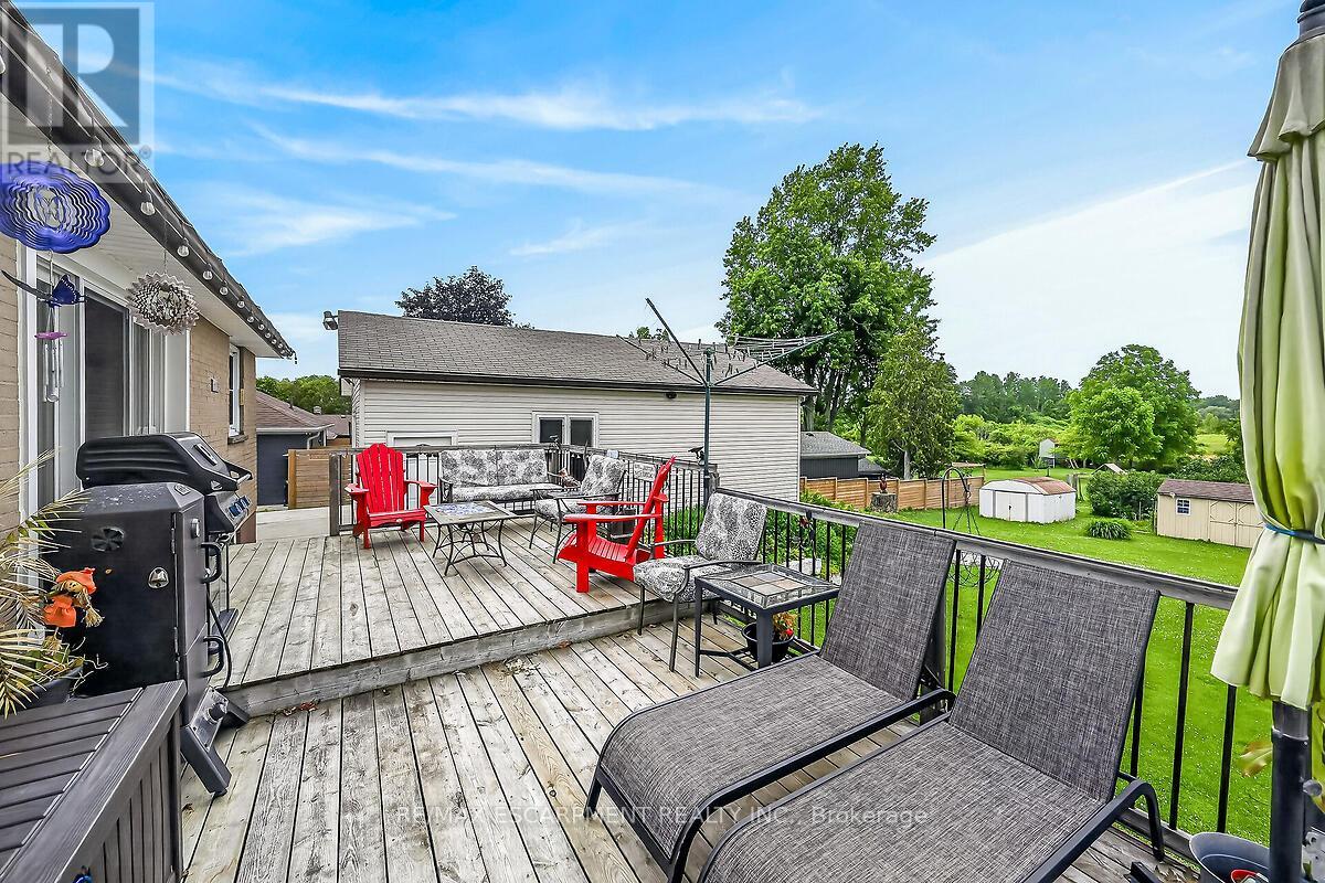 7344 DICKENSON ROAD E - 36