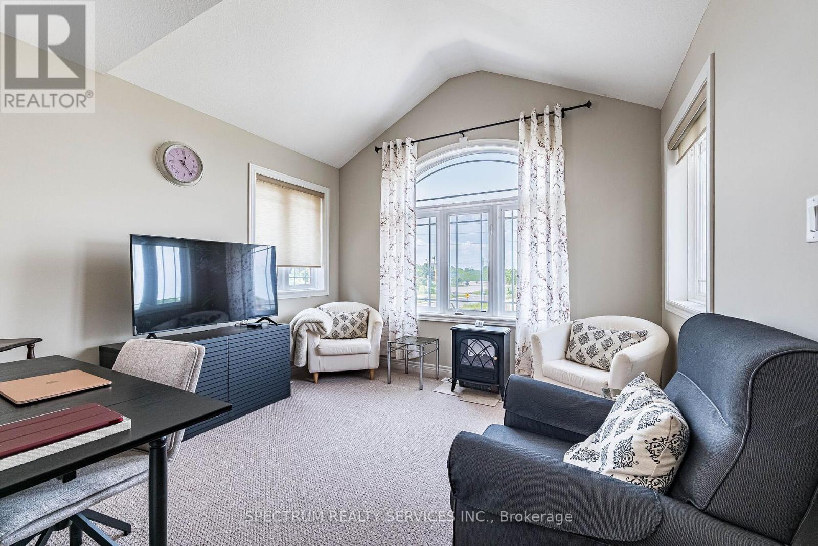 1529 UPPER SHERMAN AVENUE - 22