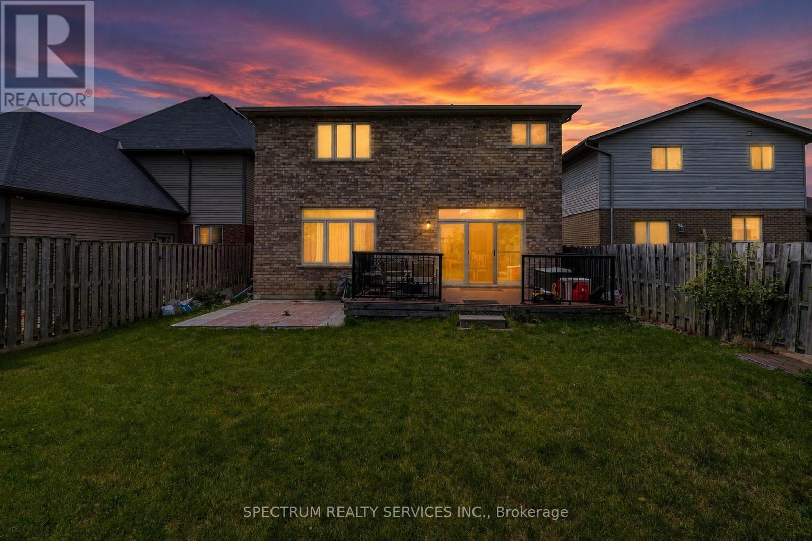 1529 UPPER SHERMAN AVENUE - 44