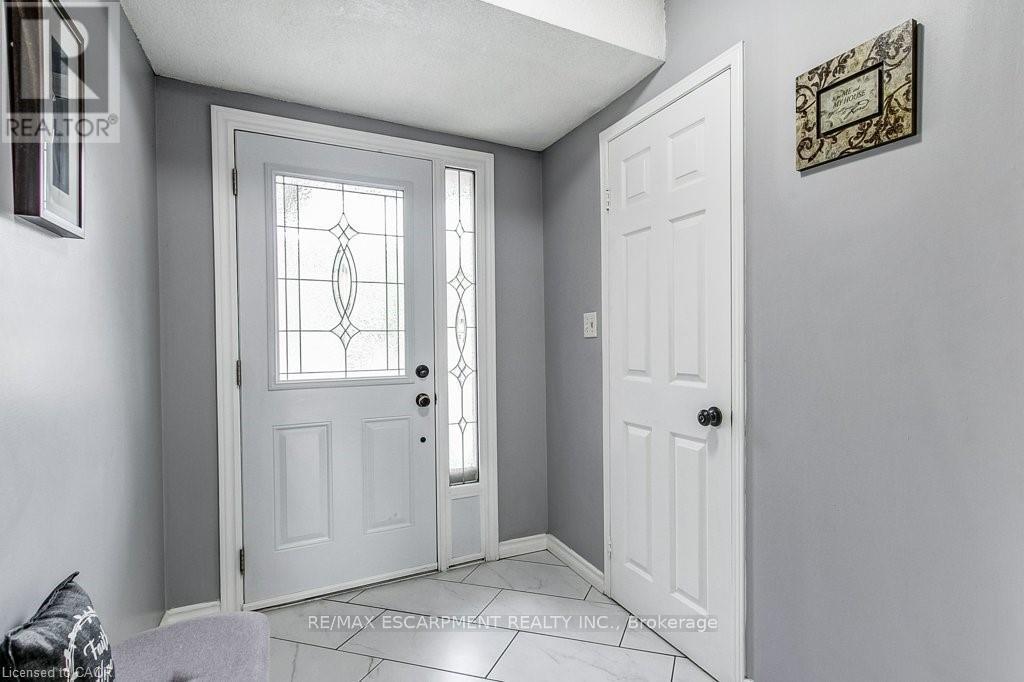 #22 391 STONE CHURCH ROAD - 4
