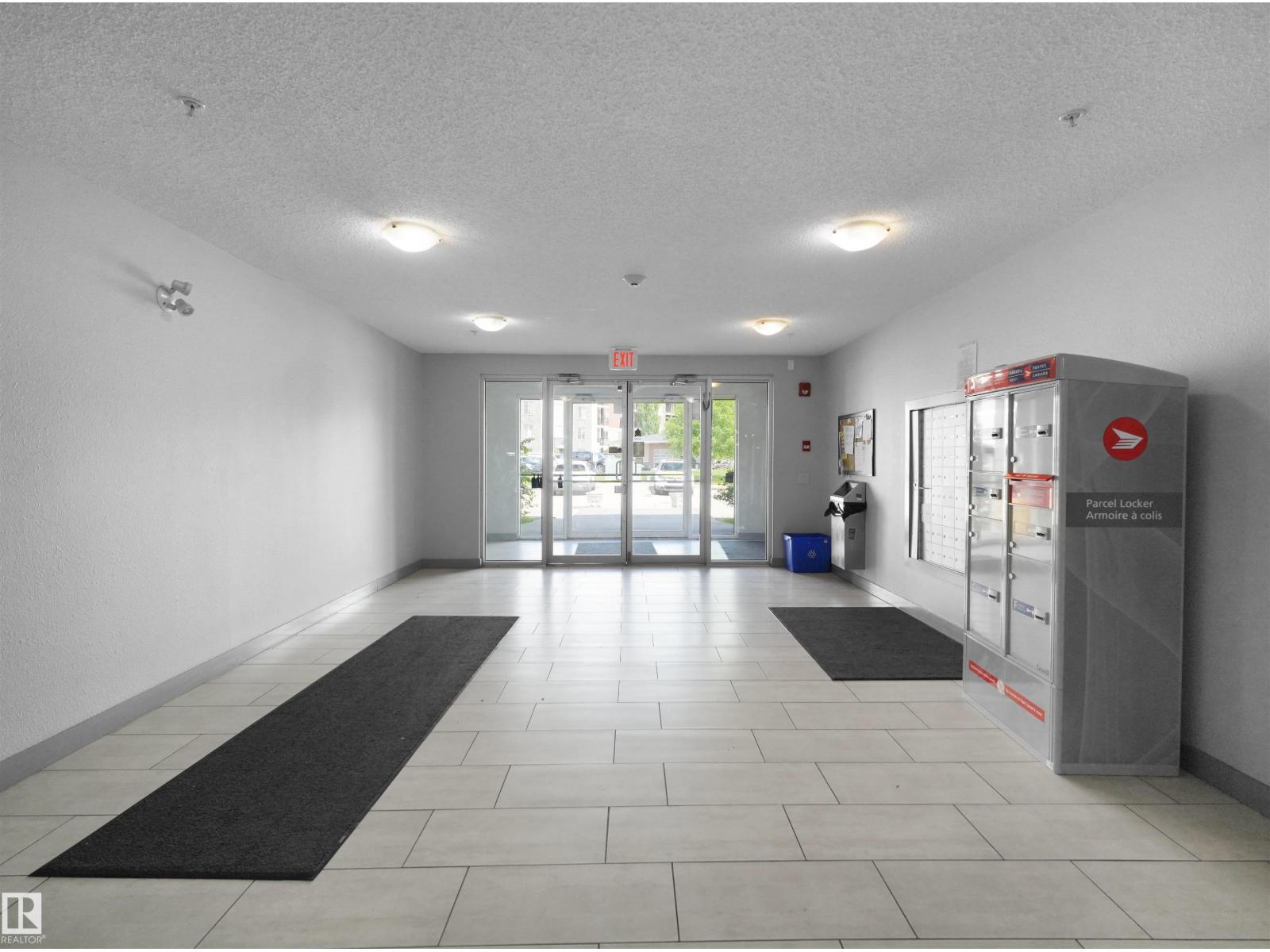 #313 11820 22 AV SW - 32