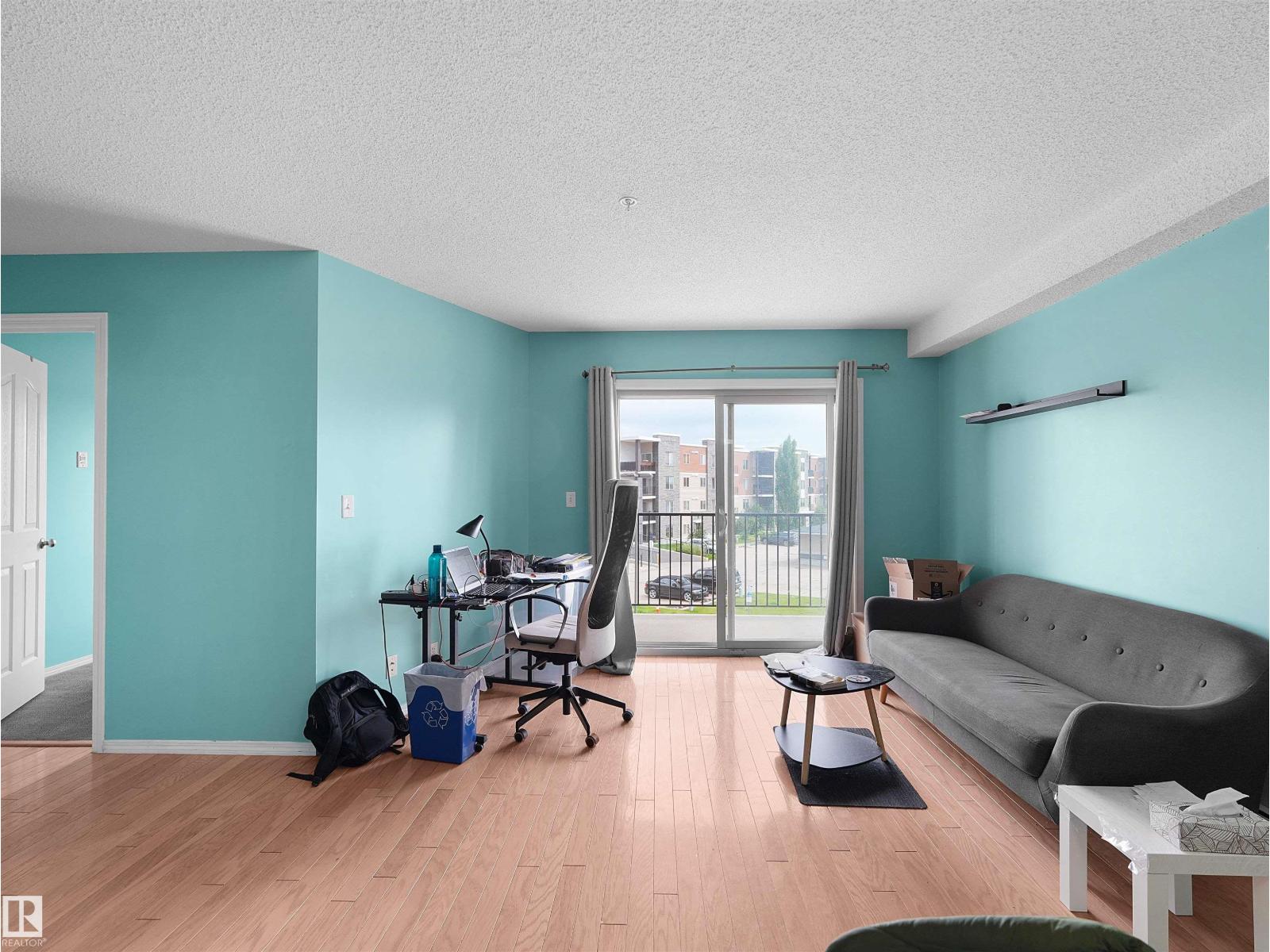 #313 11820 22 AV SW - 23