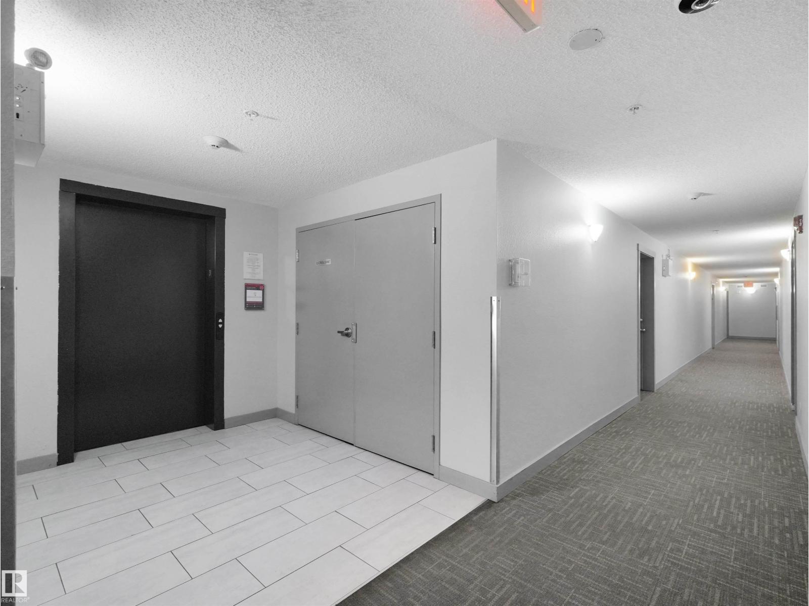 #313 11820 22 AV SW - 33