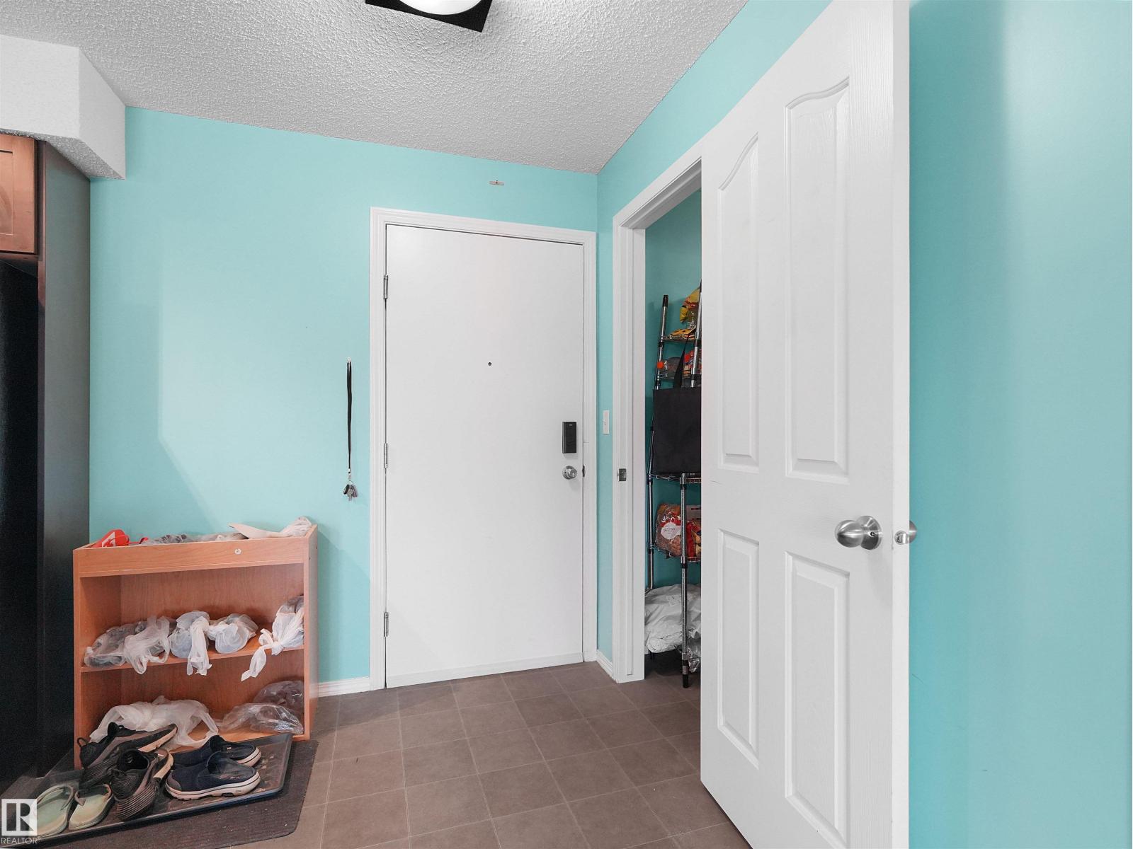 #313 11820 22 AV SW - 35