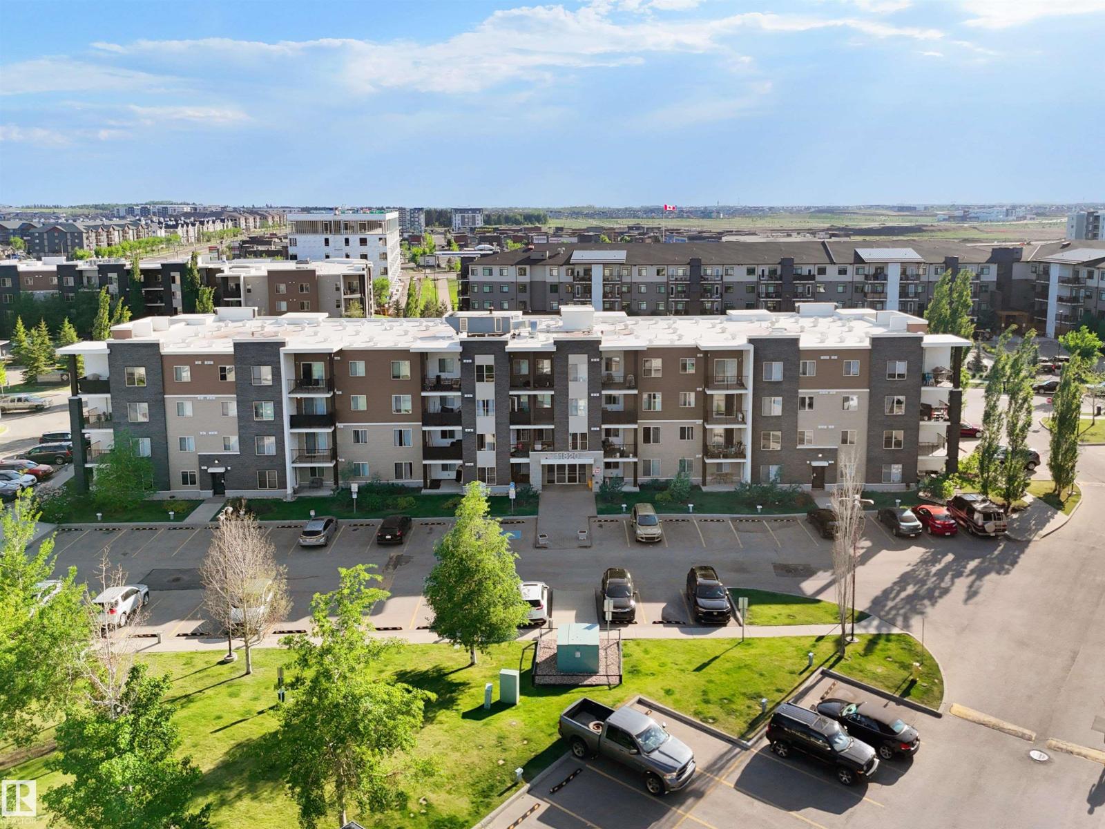 #313 11820 22 AV SW - 2