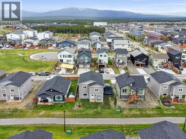33 TANANA LANE, Whitehorse — photo 3