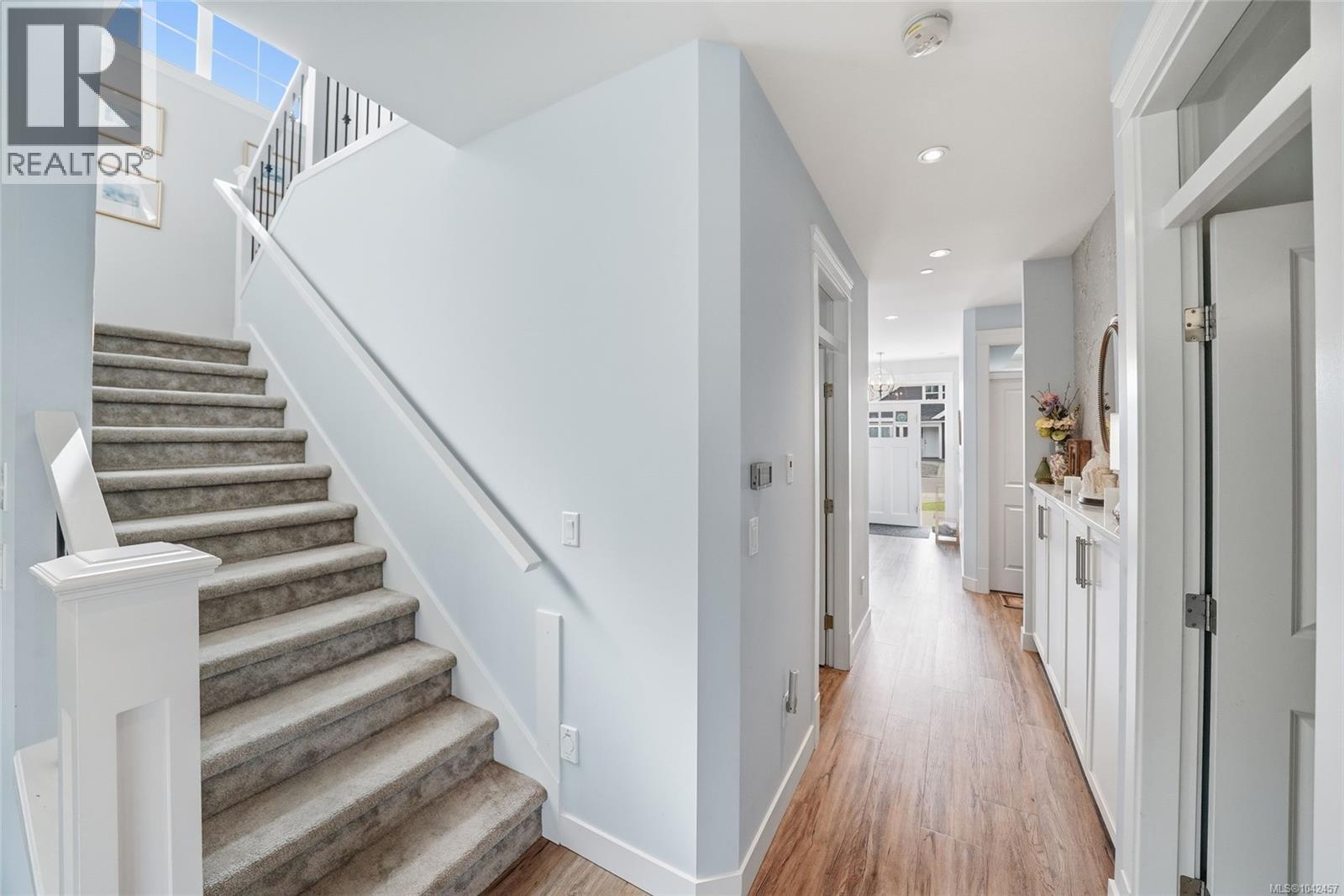 795 Parkside Cres - 22