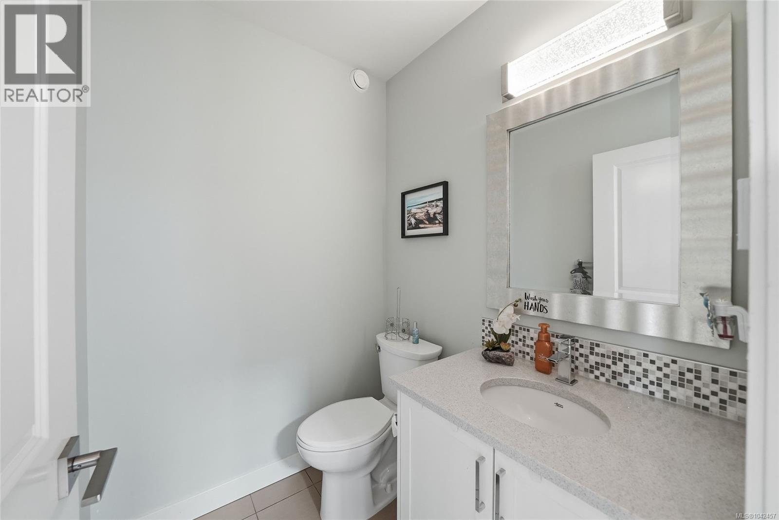 795 Parkside Cres - 23