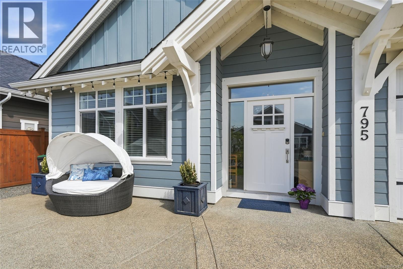 795 Parkside Cres - 50
