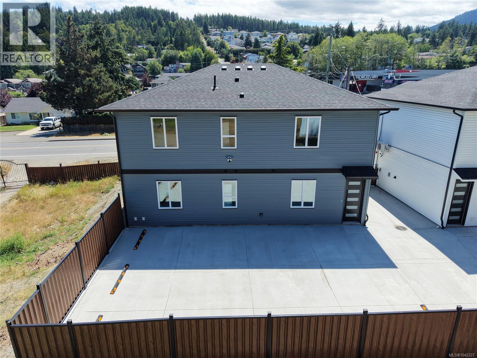 200 2188 Jingle pot Rd, Nanaimo