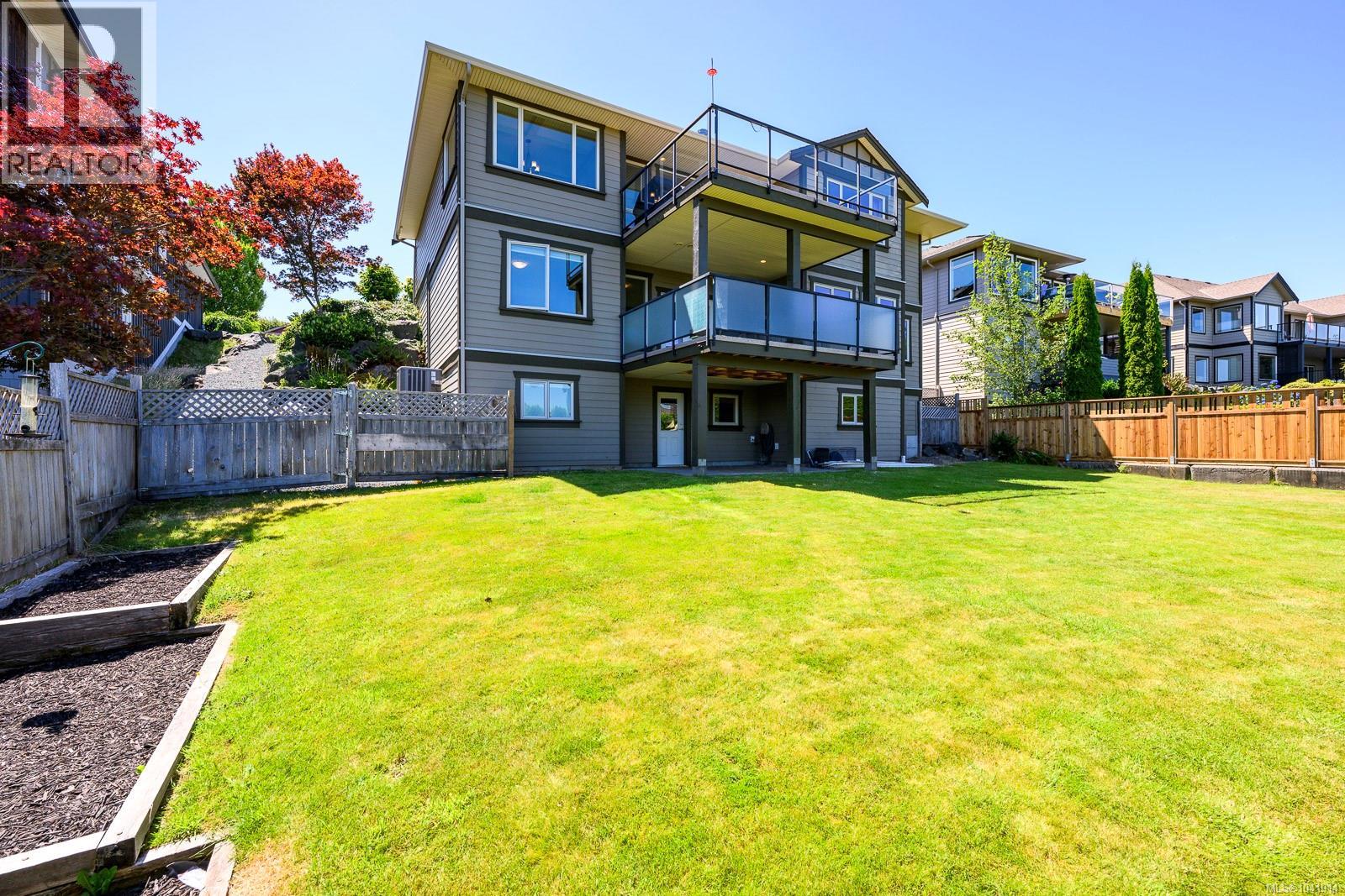 648 Mariner Dr, Campbell River