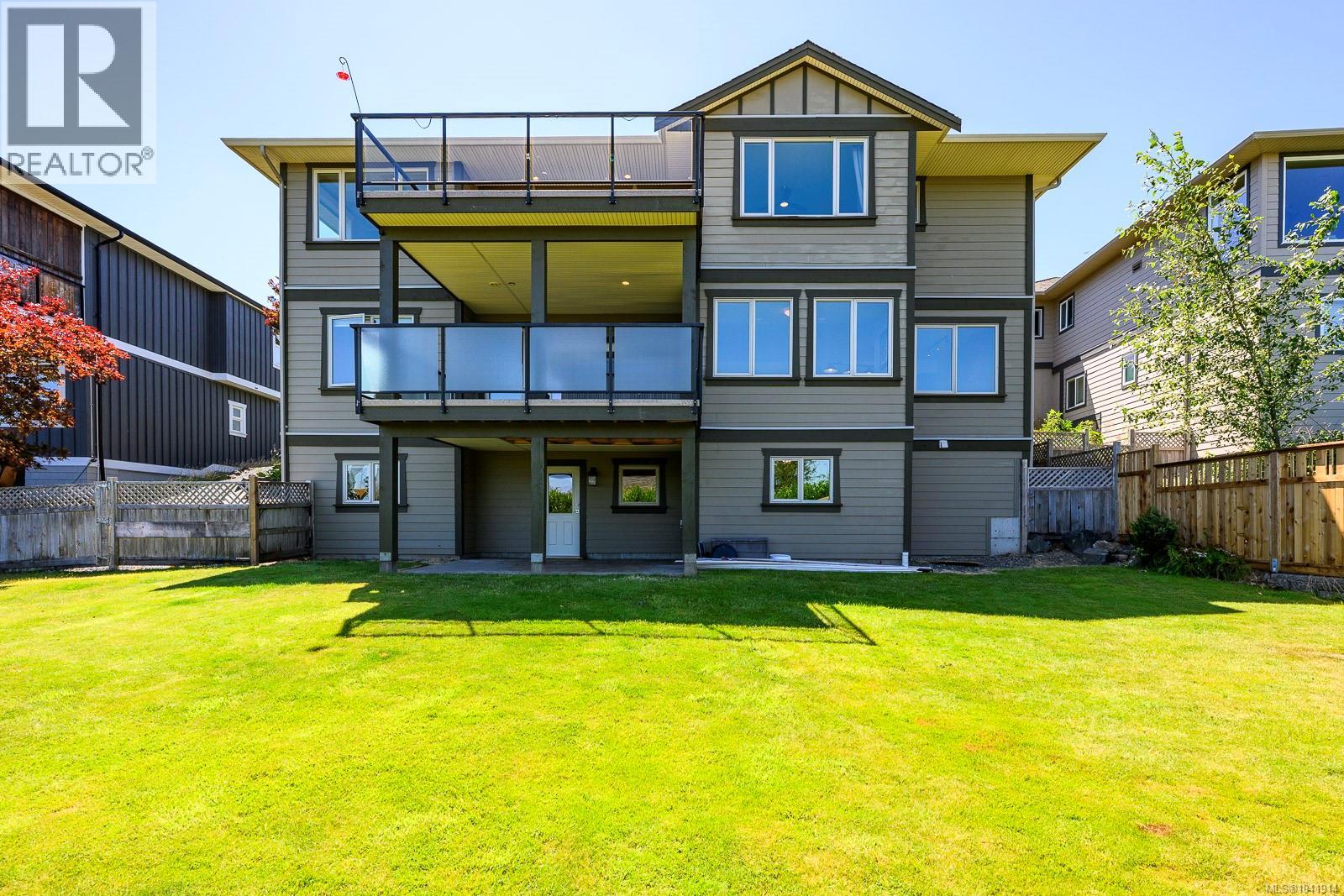 648 Mariner Dr, Campbell River