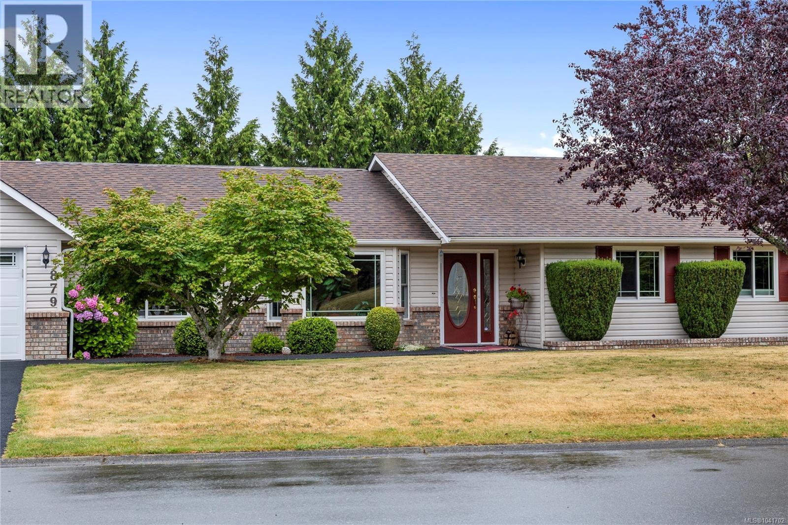 879 Aberdeen Dr - 43