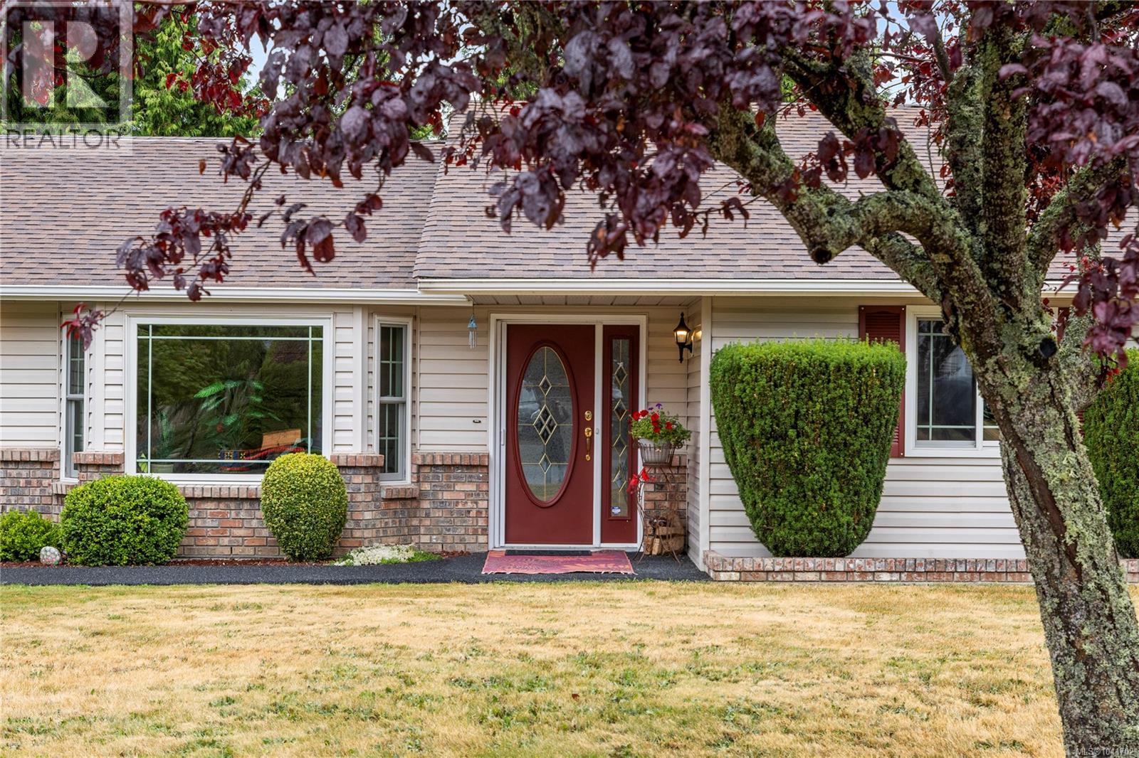 879 Aberdeen Dr - 52