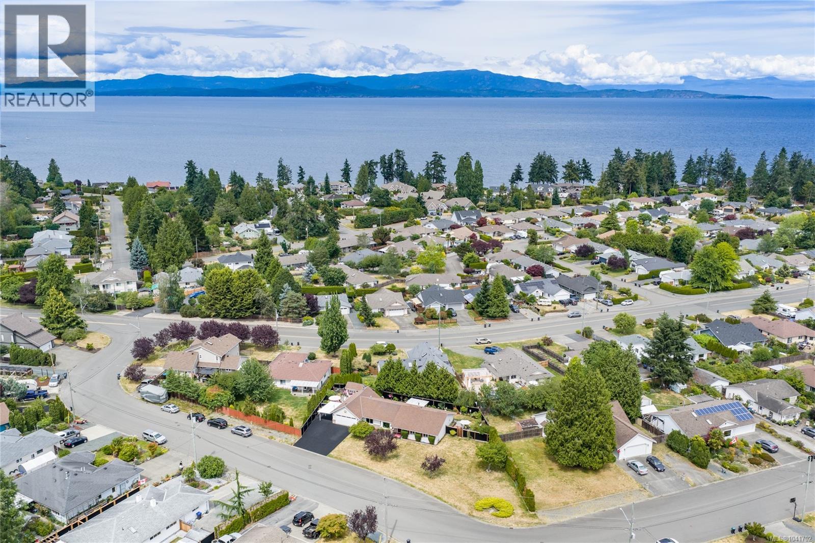 879 Aberdeen Dr - 56