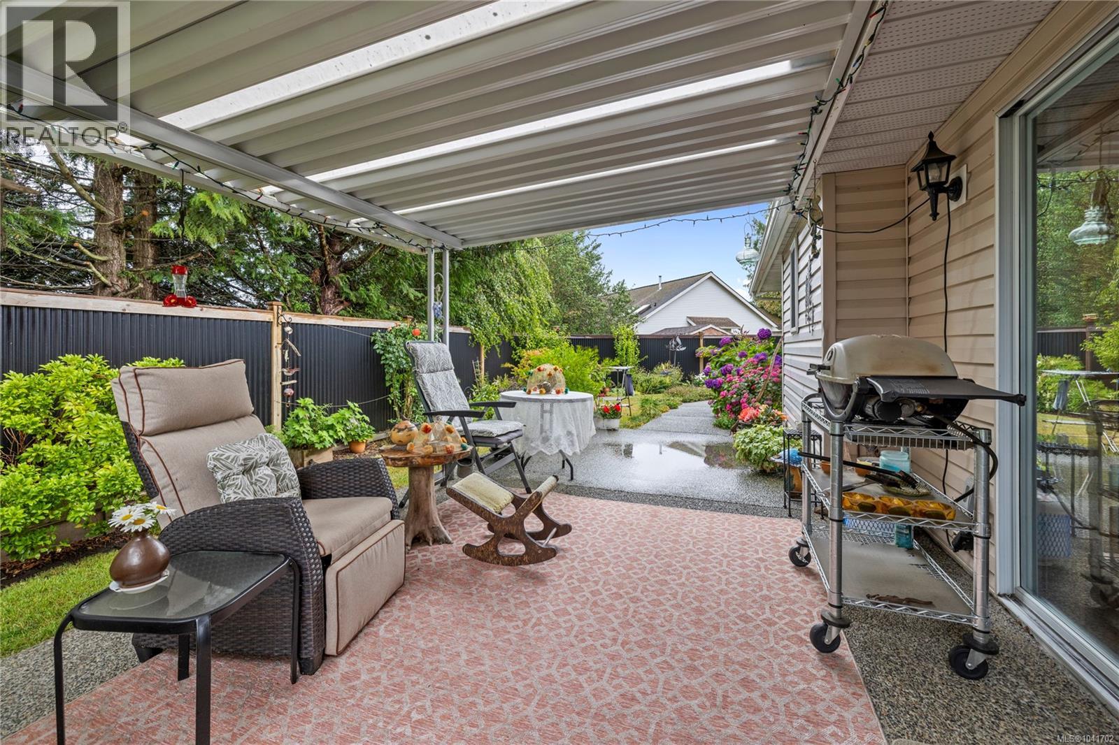 879 Aberdeen Dr - 6