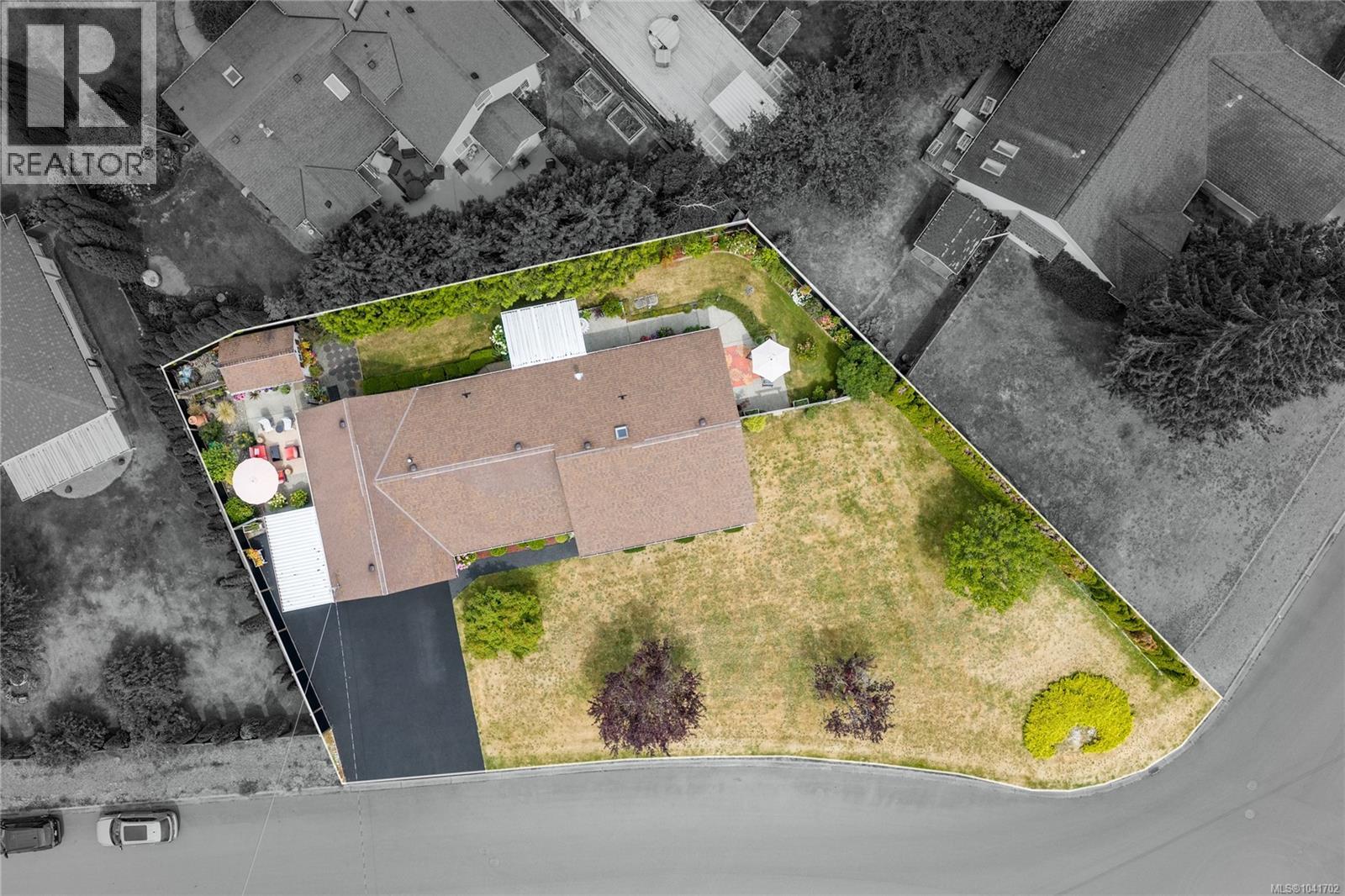 879 Aberdeen Dr - 9