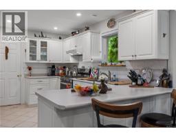 879 Aberdeen Dr, Parksville, BC V9P2L9 Photo 16