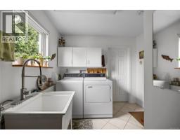 879 Aberdeen Dr, Parksville, BC V9P2L9 Photo 26