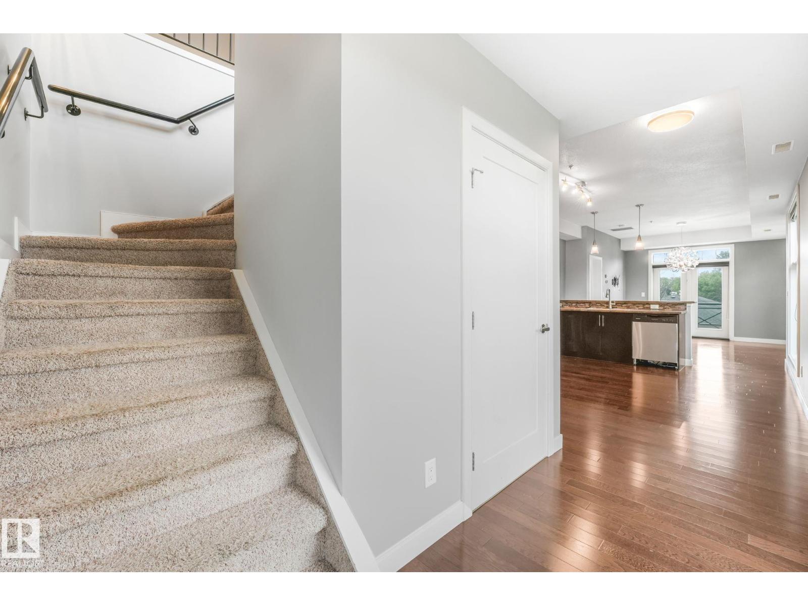#308 10808 71 AV NW - 25