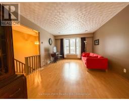 154 15th Ave Close, Hanover, ON N4N3P8 Photo 12