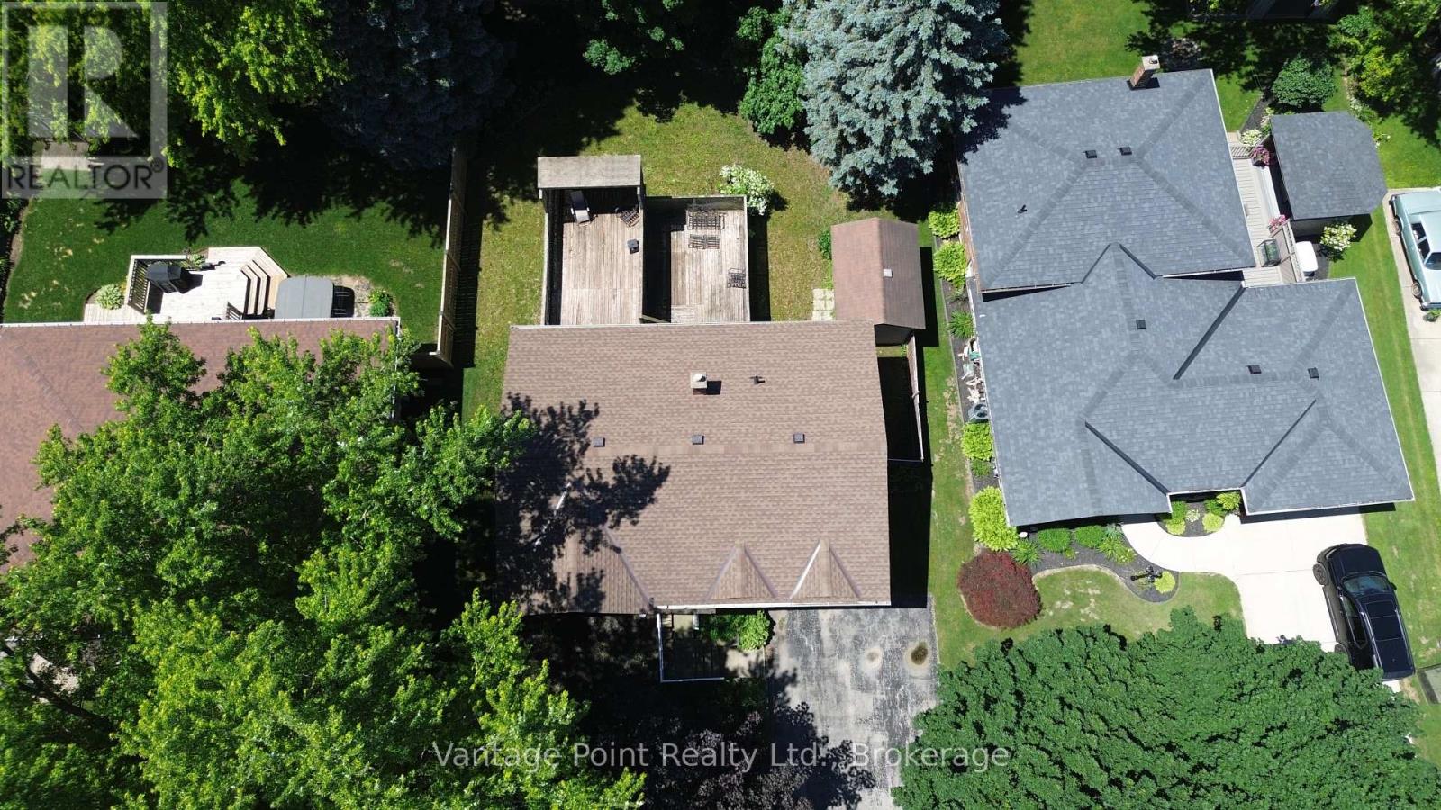 154 15TH AVE CLOSE - 3