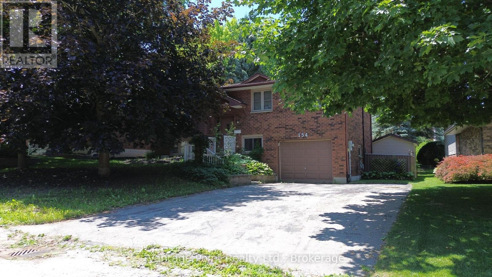 154 15TH AVE CLOSE - 32