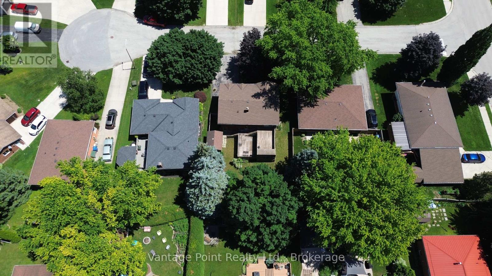 154 15TH AVE CLOSE - 34