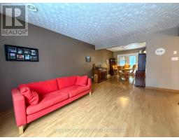 154 15th Ave Close, Hanover, ON N4N3P8 Photo 13