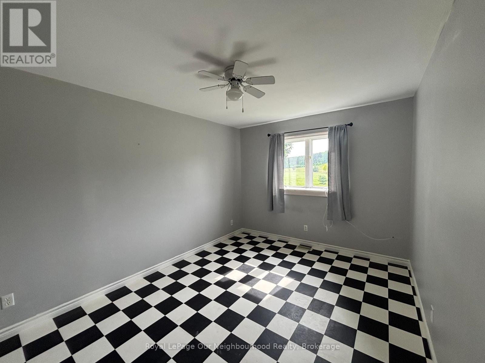 717 CONCESSION 3 ROAD W - 13