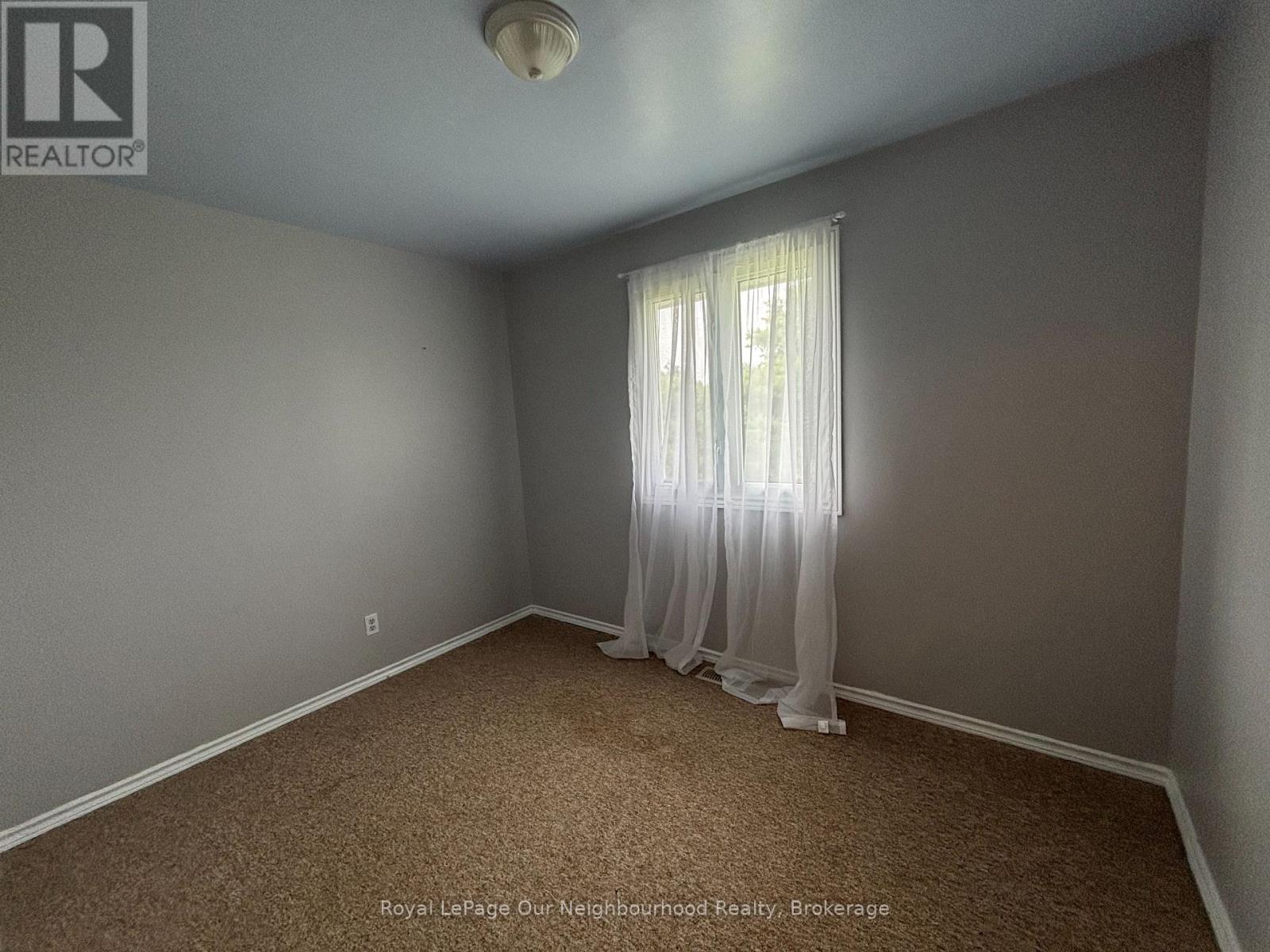 717 CONCESSION 3 ROAD W - 17