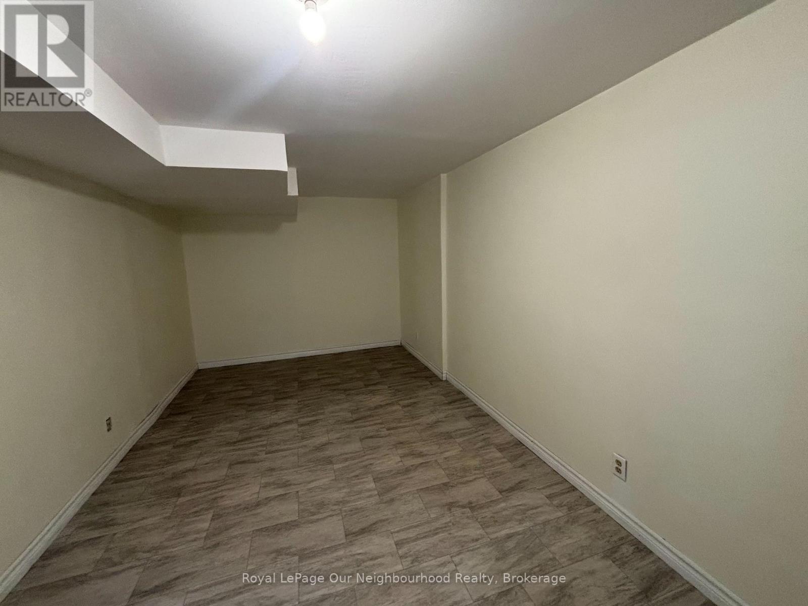 717 CONCESSION 3 ROAD W - 24