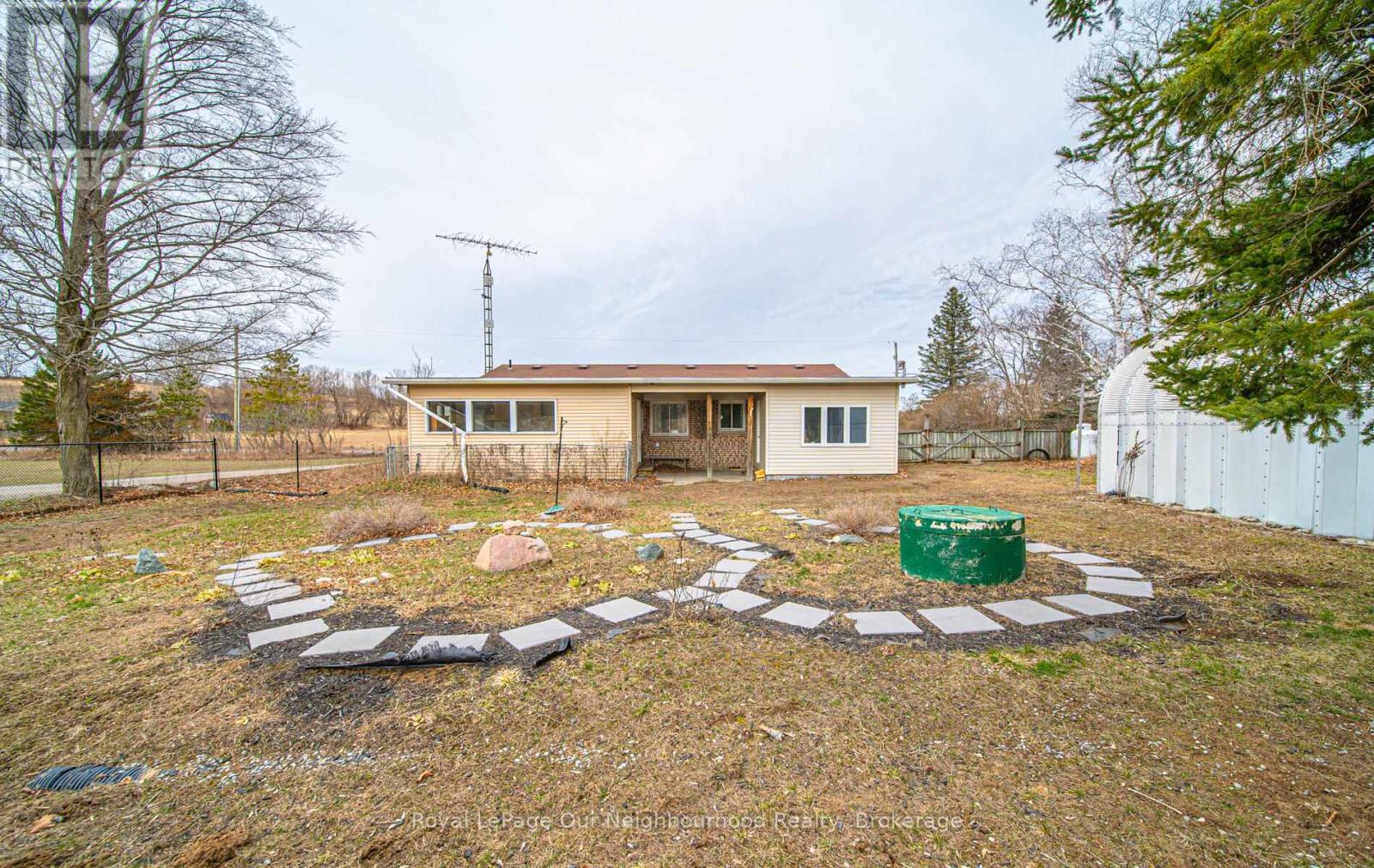 717 CONCESSION 3 ROAD W - 30