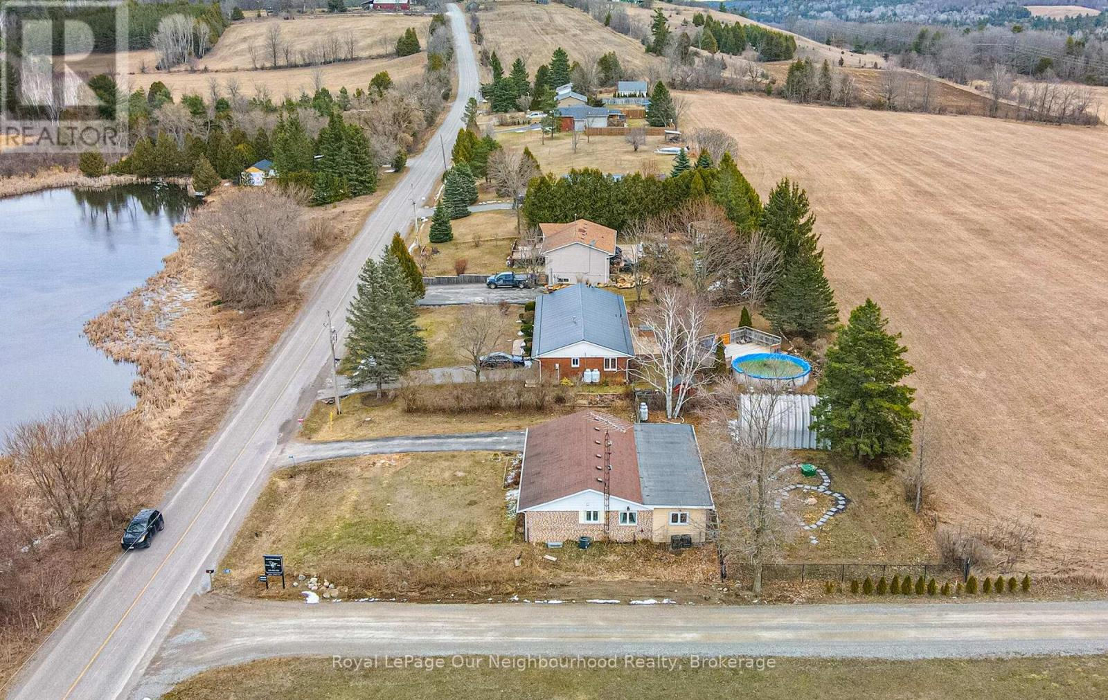 717 CONCESSION 3 ROAD W - 32