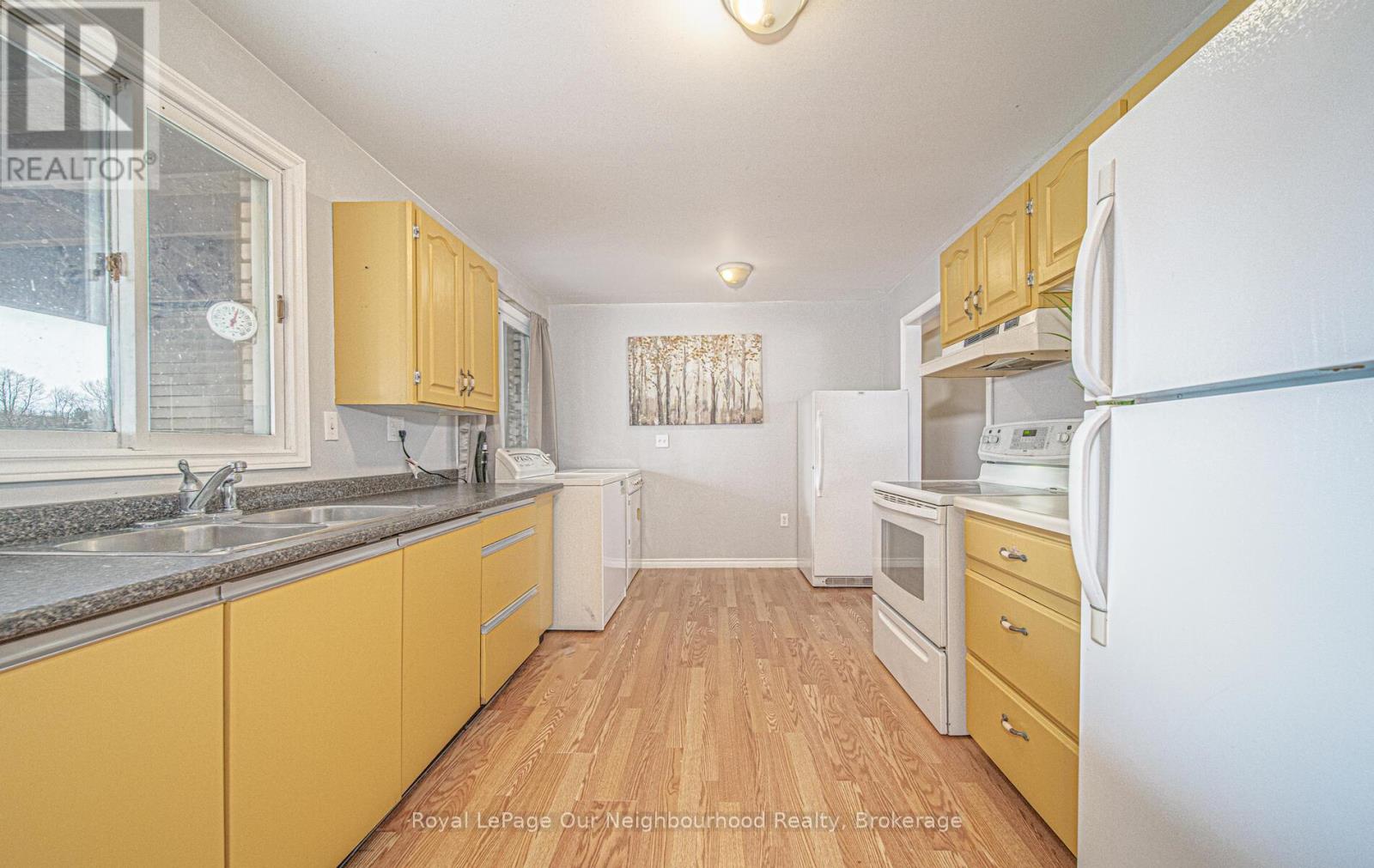 717 CONCESSION 3 ROAD W - 8