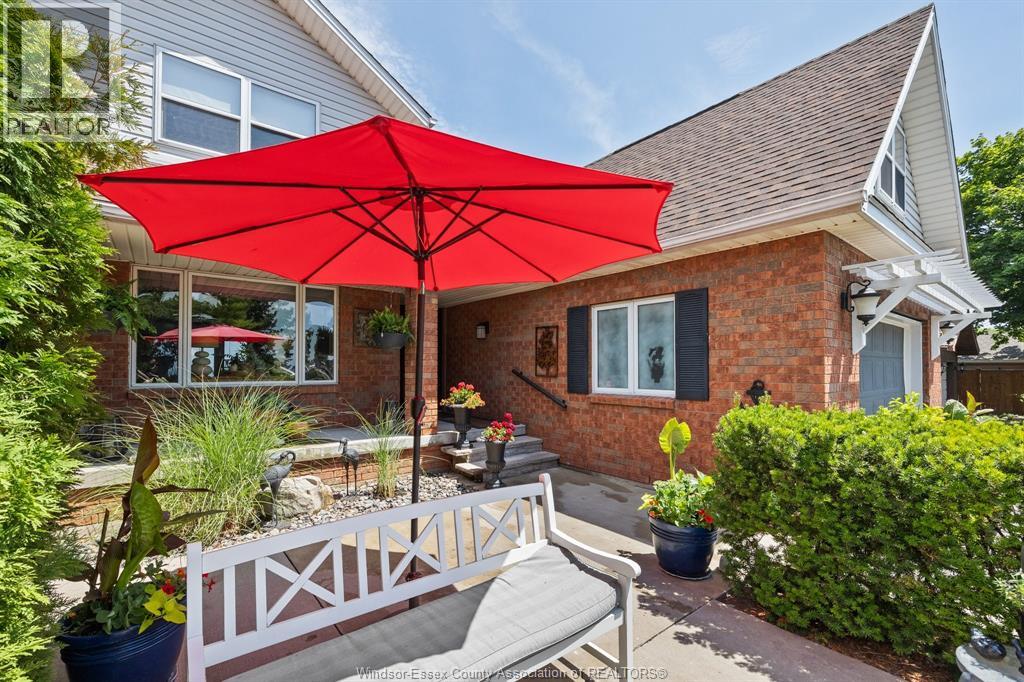 3914 ST. CLAIR ROAD - 1