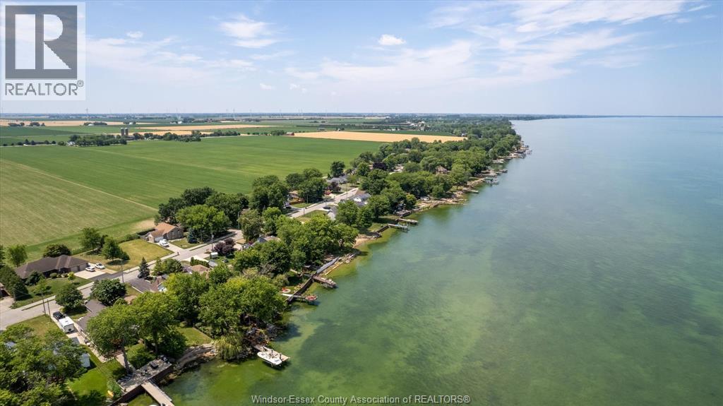 3914 ST. CLAIR ROAD - 38