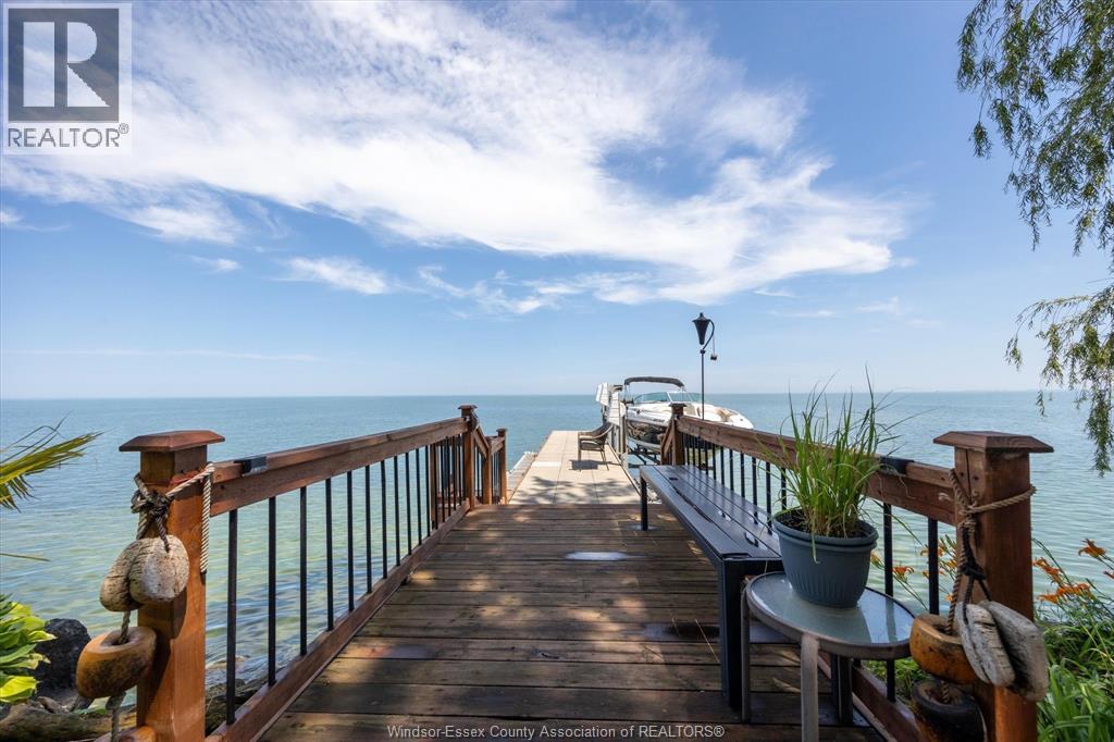 3914 ST. CLAIR ROAD - 34