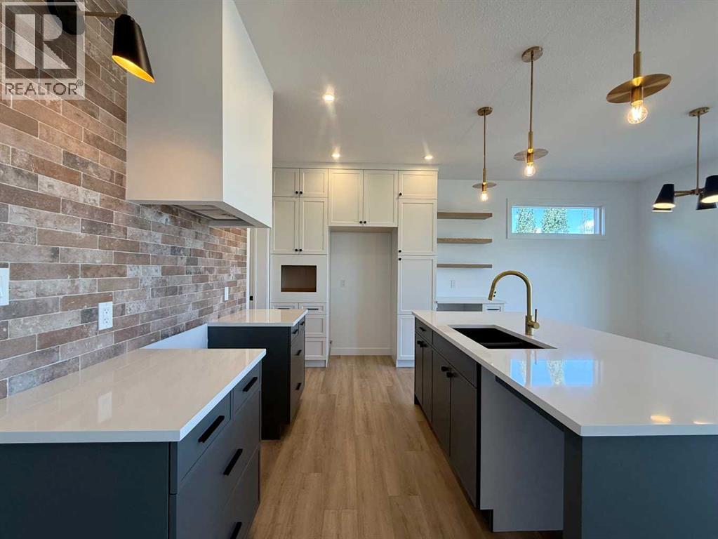 10210 67 Avenue - 20